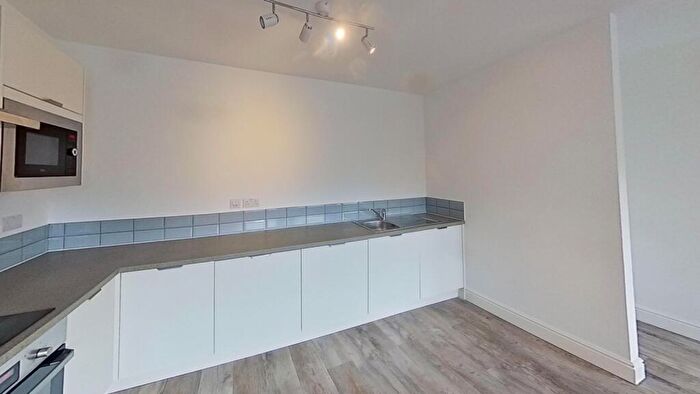 1 Bedroom Flat To Rent In Elfin Square, Edinburgh, EH11