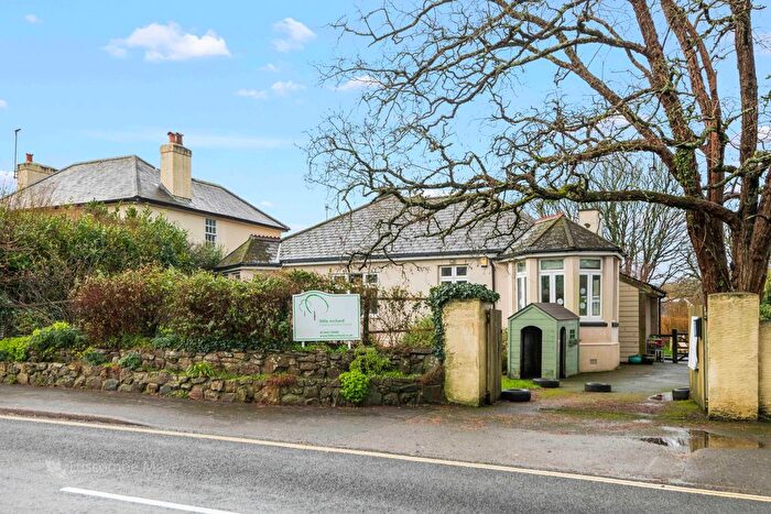 3 Bedroom Detached House For Sale In Exeter Road, South Brent, TQ10