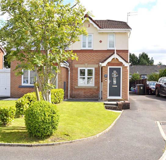 2 Bedroom Semi Detached House For Sale In Gilwood Grove, Gladewood, Middleton, Manchester, M24