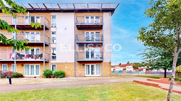 2 Bedroom Apartment For Sale In King George Crescent, Wembley, HA0
