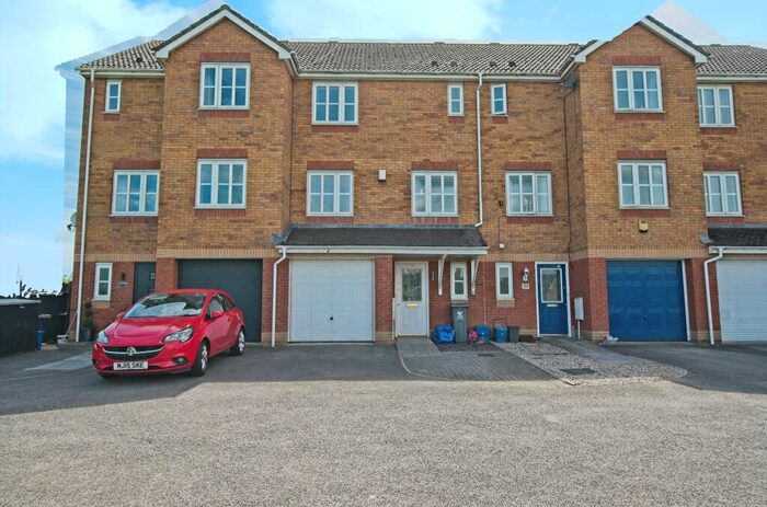 3 Bedroom House For Sale In Harrison Drive, St. Mellons, Cardiff, CF3