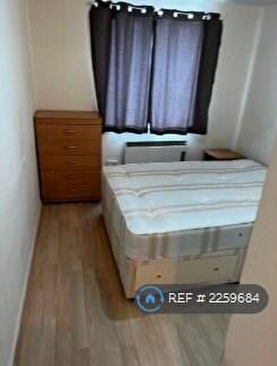 1 Bedroom Flat To Rent In Mavis Court, London, NW9