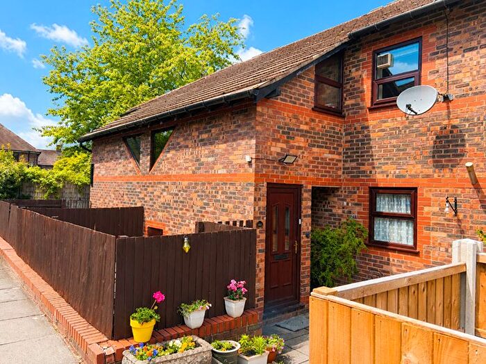 1 Bedroom Maisonette For Sale In Lukesland Avenue, Stoke-On-Trent, ST4