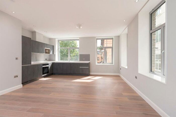 2 Bedroom Flat To Rent In Fortess Road, NW5