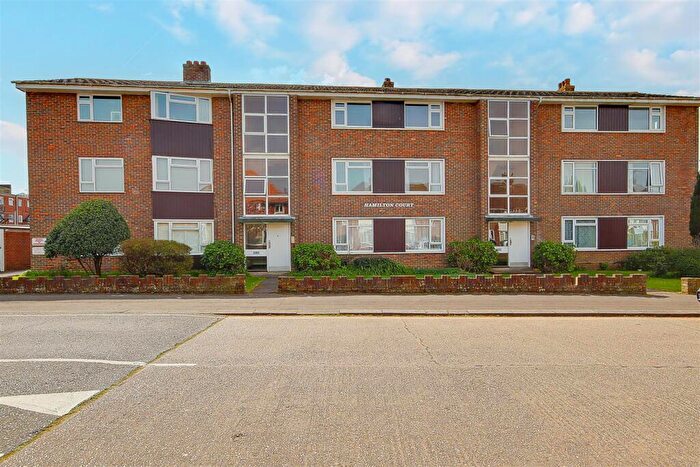 2 Bedroom Flat For Sale In Hamilton Court, Nelson Road, Goring, BN12