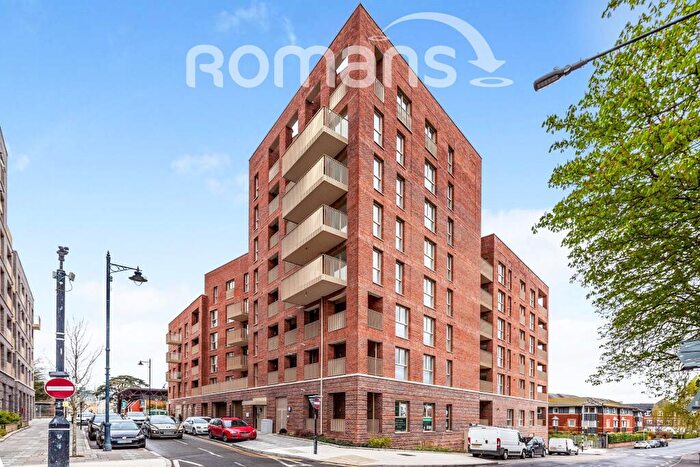 1 Bedroom Flat To Rent In Cooper Court, St. Ives Road, Maidenhead, SL6