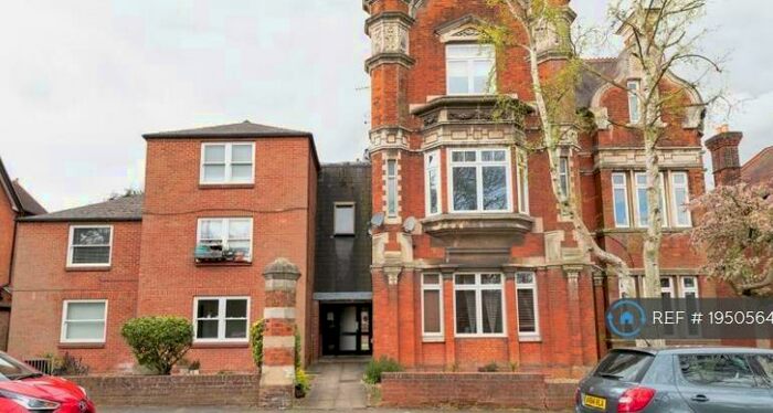 Studio To Rent In North Chingford, London, E4