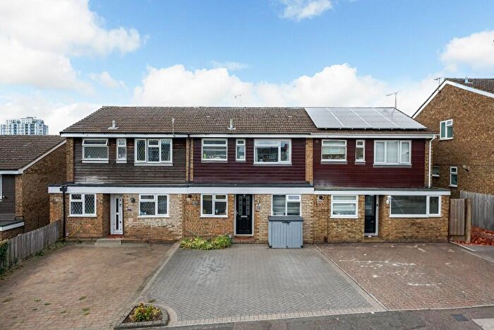 3 Bedroom Terraced House For Sale In Charlesworth Close, Hemel Hempstead, Hertfordshire, HP3