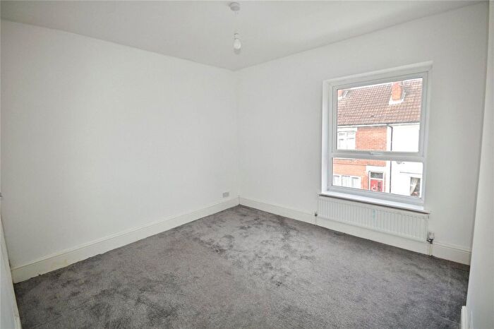 2 Bedroom End Of Terrace House To Rent In Weston Street, Swadlincote, Derbyshire, DE11