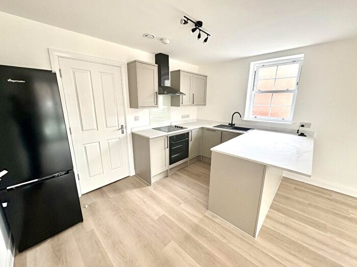 2 Bedroom Flat To Rent In Ivanhoe Road, Liverpool, Merseyside, L17