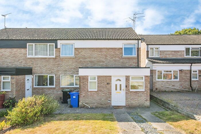 3 Bedroom Semi Detached House For Sale In Heatherhayes, Ipswich, IP2