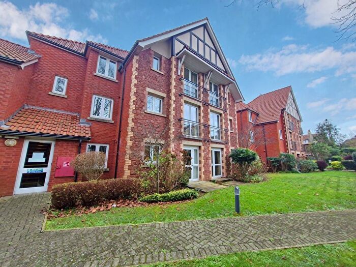 1 Bedroom Property For Sale In Albany Court, Polsham Park, Paignton, TQ3