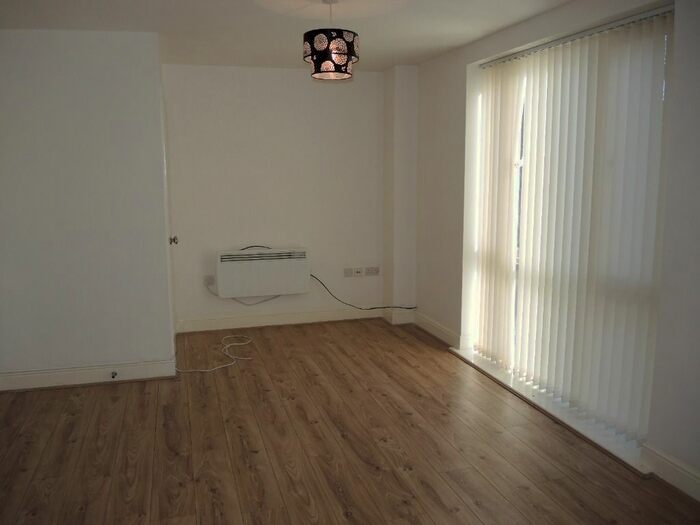 2 Bedroom Flat To Rent In Chapel Gardens, Everton, Liverpool, L5