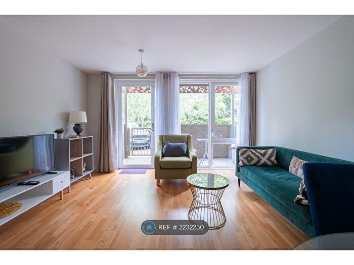 2 Bedroom Flat To Rent In Bluebell House, London, SE16