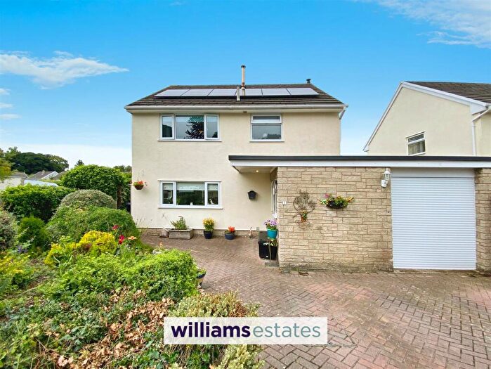 4 Bedroom Detached House For Sale In Pen Y Coed, Nannerch, Mold, CH7