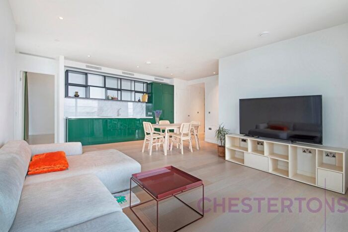 2 Bedroom Flat To Rent In Hobart Building, Wards Place, E14