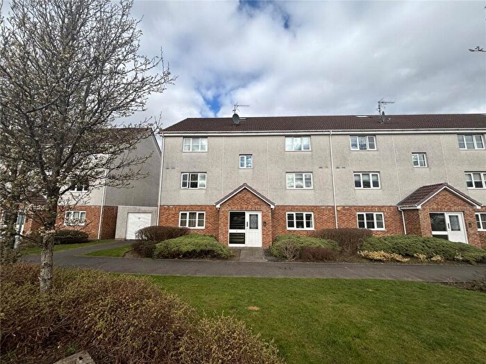 2 Bedroom Flat For Sale In Stirrat Crescent, Paisley, Renfrewshire, PA3