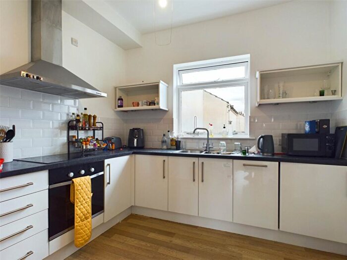 1 Bedroom Apartment To Rent In Buckingham Place, Brighton, East Sussex, BN1