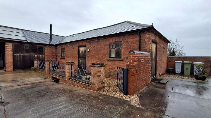 2 Bedroom Barn Conversion To Rent In Ollerton Road, Caunton, Newark, NG23