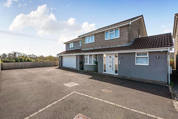 5 Bedroom Detached House For Sale In Roman Way, Coleford, BA3