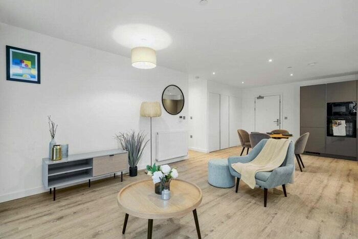 1 Bedroom Flat To Rent In Ealing Rd, Greater London, Brentford, TW8