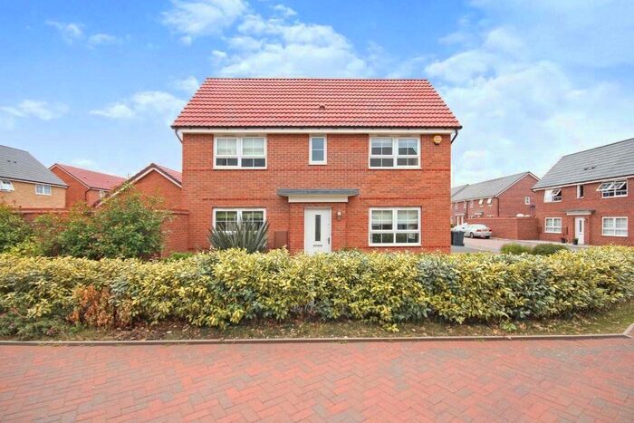 3 Bedroom Detached House To Rent In Twill Close, Nuneaton, Warwickshire, CV11