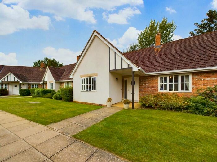 2 Bedroom Bungalow For Sale In Brampton Valley Lane, Chapel Brampton, Northampton, NN6