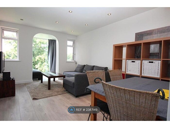 1 Bedroom Flat To Rent In Putney, London, SW15