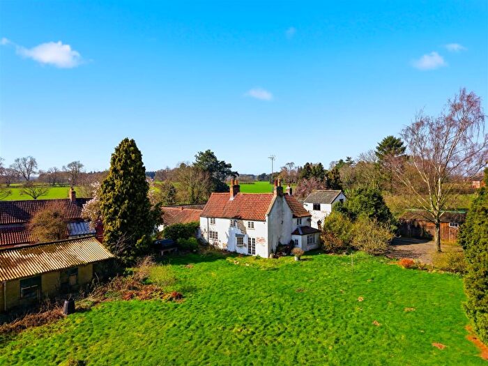 4 Bedroom Detached House For Sale In Forest Road, Oxton, NG25