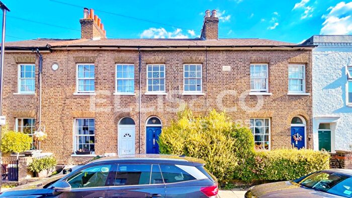 3 Bedroom Terraced House To Rent In Orchard Road, Brentford, TW8