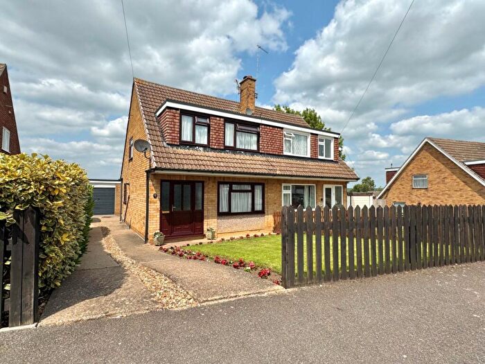 3 Bedroom Semi-Detached House For Sale In Sapcote Drive, Melton Mowbray, LE13