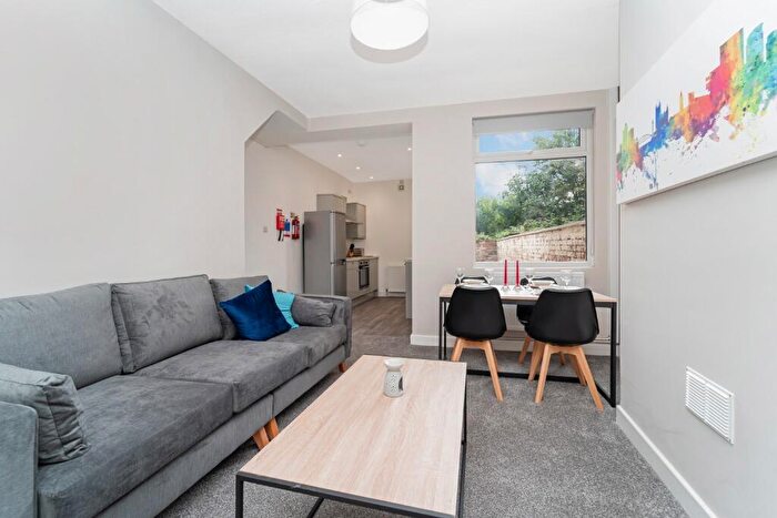 4 Bedroom Terraced House To Rent In Scarsdale Street, Salford, M6