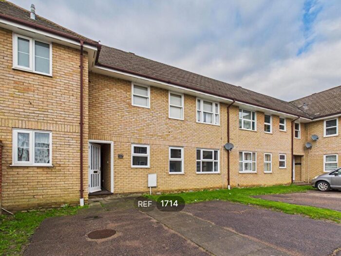 1 Bedroom Flat To Rent In Hanbury Gardens, Colchester, CO4