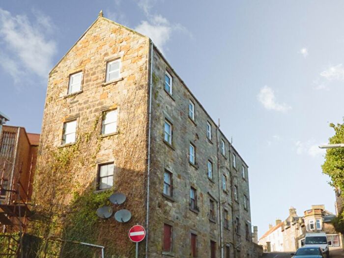3 Bedroom Flat For Sale In St. Leonards Place, Kinghorn, KY3