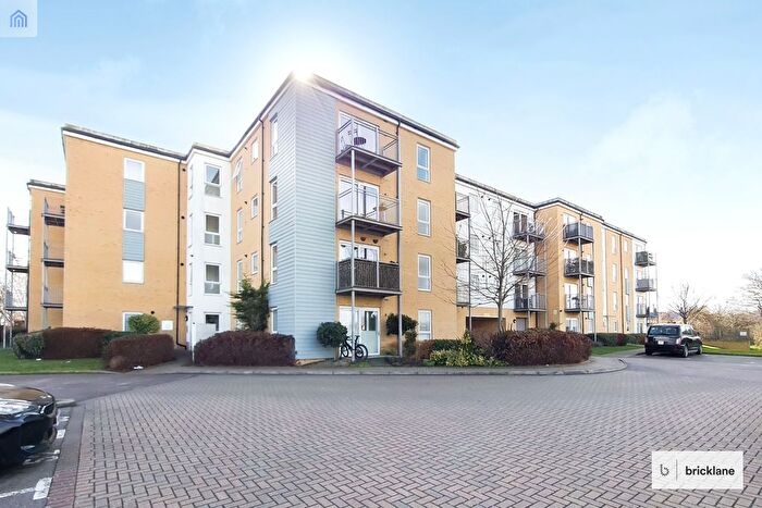 2 Bedroom Flat To Rent In Coxfarm Court, Hornchurch, RM11