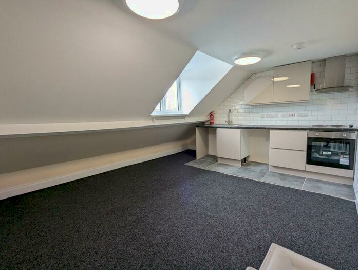 1 Bedroom Flat To Rent In Clarence Road, Norwich, NR1