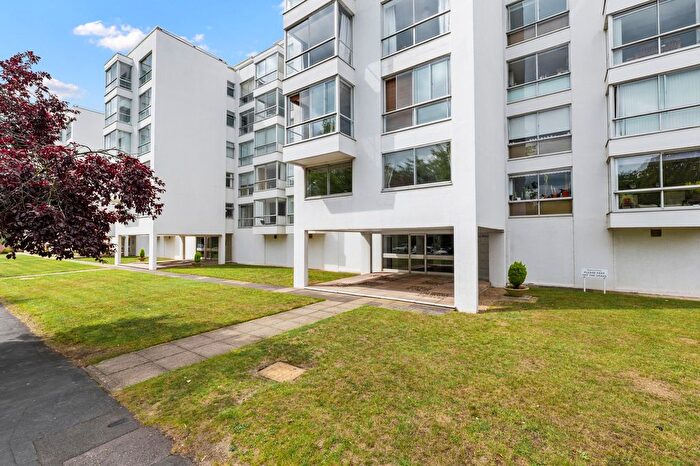 1 Bedroom Flat For Sale In Newbold Terrace, Regency House Newbold Terrace, CV32
