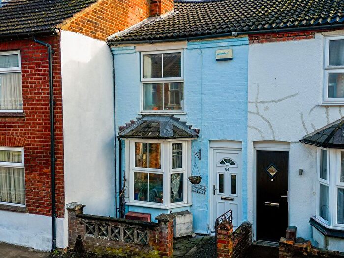 2 Bedroom Terraced House For Sale In Albert Street, Aylesbury, HP20