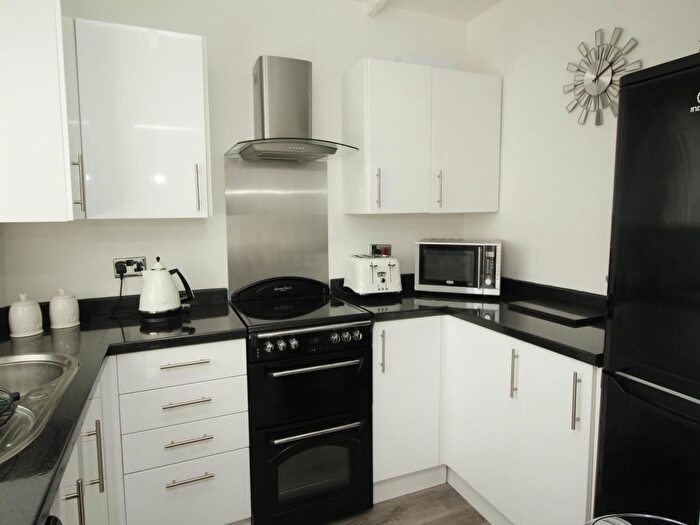 2 Bedroom Terraced House To Rent In Hamilton Road, Feltham, Middlesex, TW13