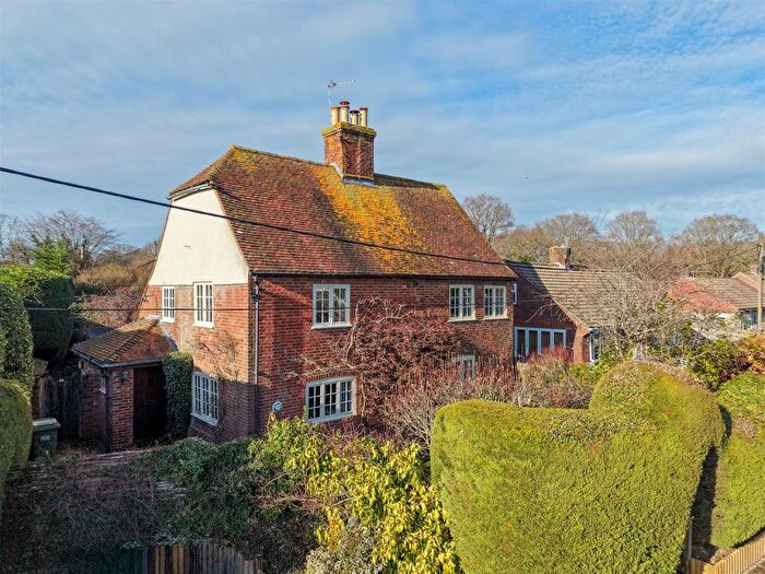 3 Bedroom Detached House For Sale In Malthouse Lane, Peasmarsh, East Sussex, TN31