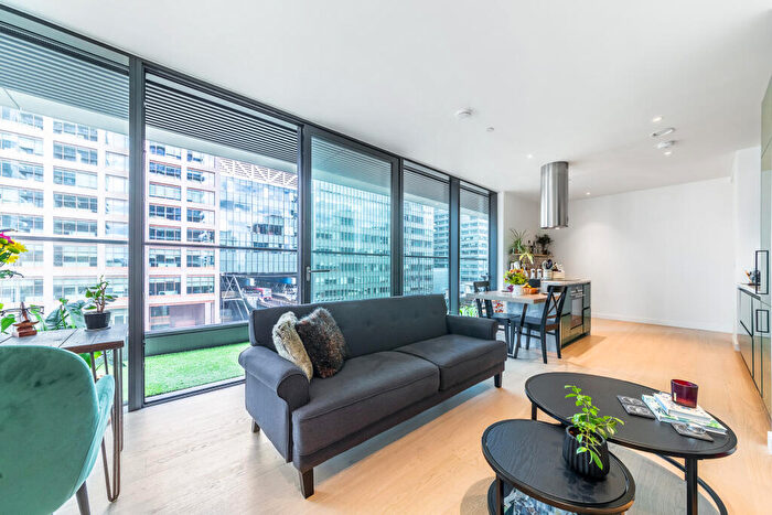 1 Bedroom Apartment To Rent In Wards Place, London, E14