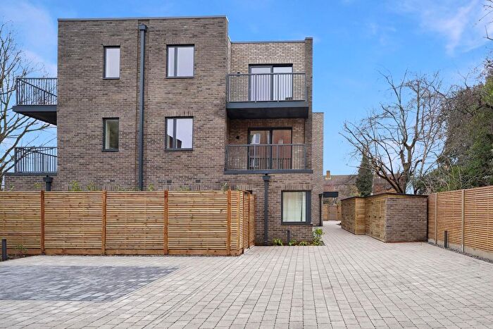 2 Bedroom Flat For Sale In Ashwood Gate, Herne Hill, SE24