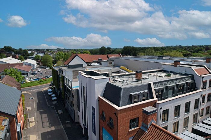 1 Bedroom Flat To Rent In Threadneedle Road, Farnham, Surrey, GU9