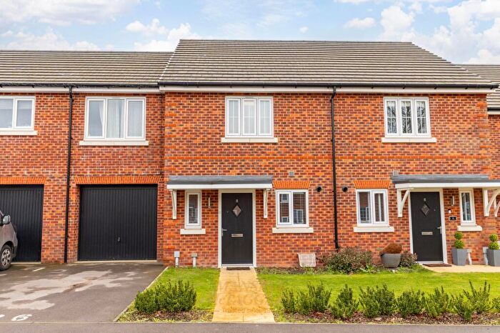 2 Bedroom Terraced House For Sale In Valley Drive, Tinsley Green, RH10