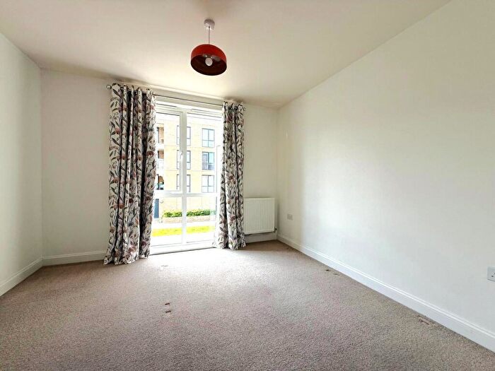 2 Bedroom Apartment To Rent In Osprey Drive, Trumpington, Cambridge, CB2