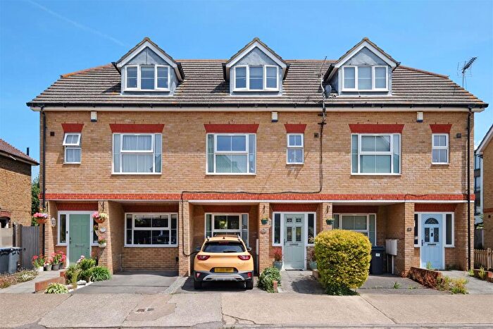 3 Bedroom Terraced House For Sale In Westmeads Road, Whitstable, CT5