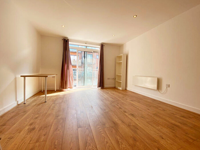 1 Bedroom Apartment To Rent In Rosse Gardens, London, SE13