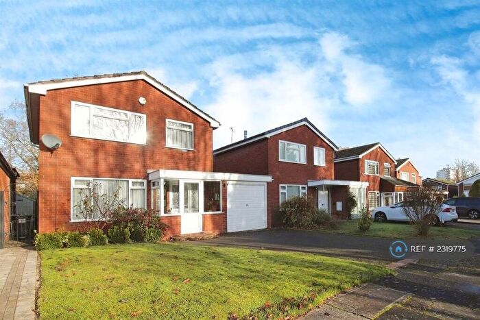 3 Bedroom Detached House To Rent In Greenside, Birmingham, B17