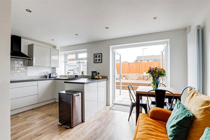 3 Bedroom End Of Terrace House For Sale In Sobers Gardens, Arnold, Nottinghamshire, NG5