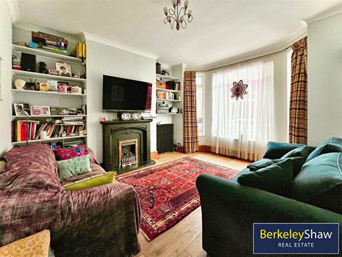 3 Bedroom Terraced House For Sale In Handfield Road, Waterloo, Liverpool, L22